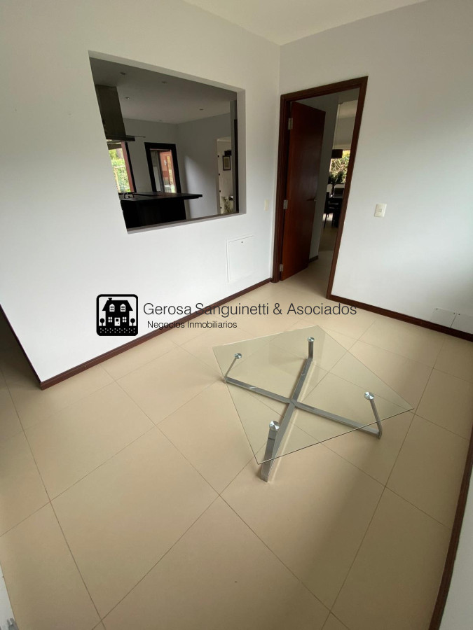 Casa ID.1557 - Casa en Barrio Privado La Arbolada