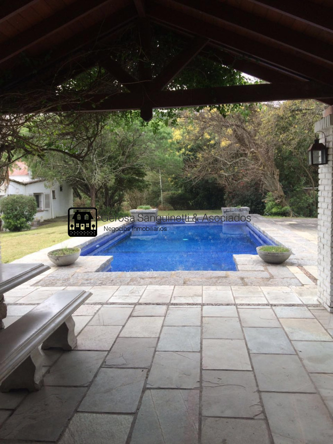 Casa ID.1551 - Espectacular casa en El Golf