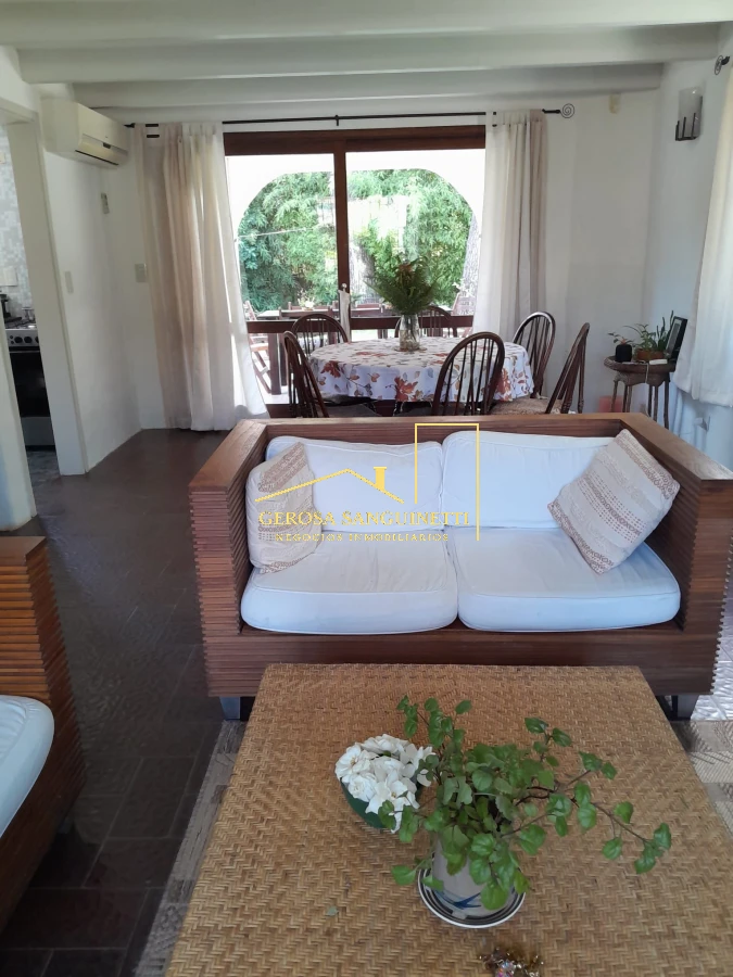 Casa ID.1020 - Casa en Pinares totalmente reciclada