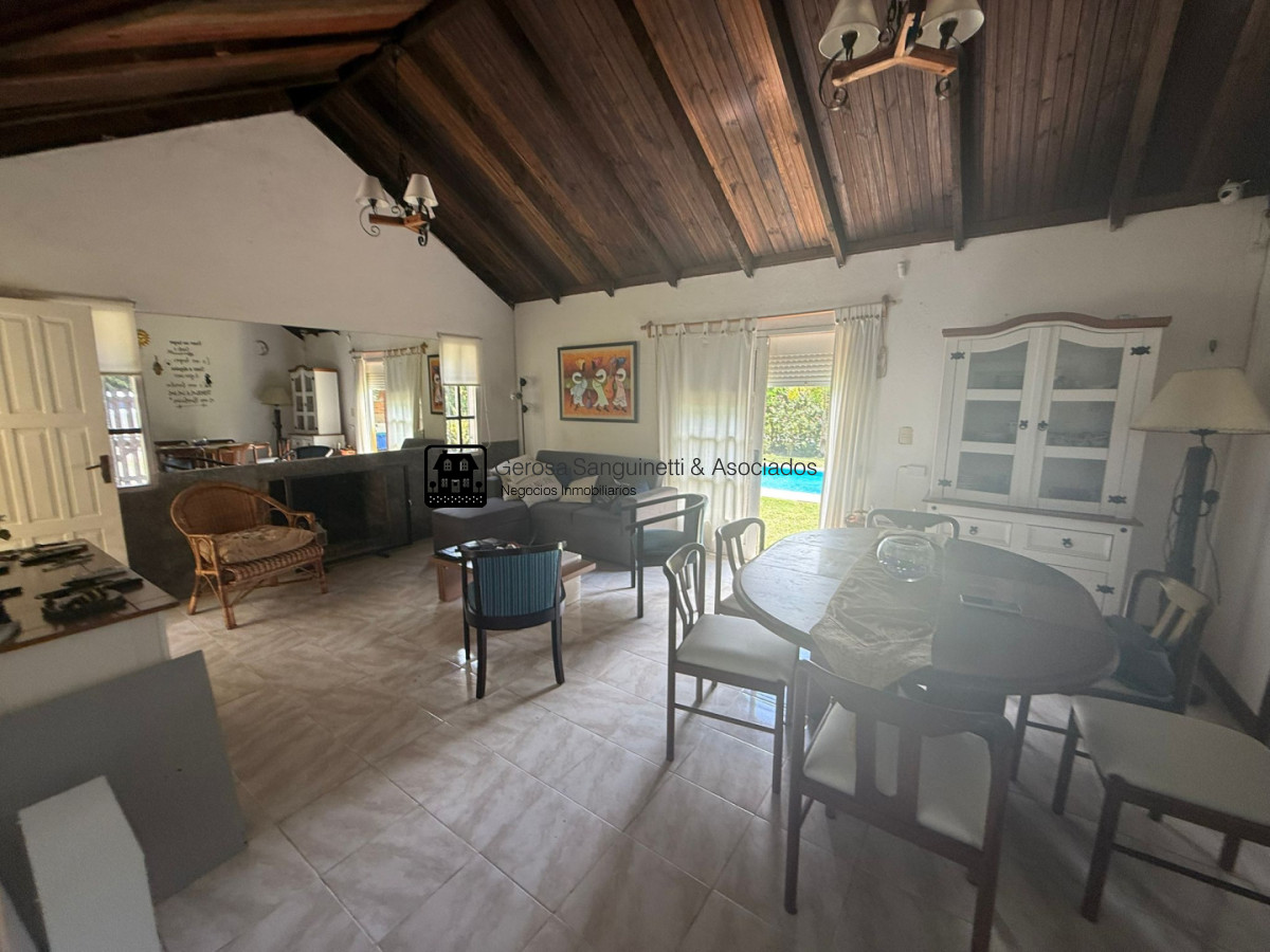 Casa ID.3398 - Casa de 2 dormitorios en alquiler en Jardines de Cordoba