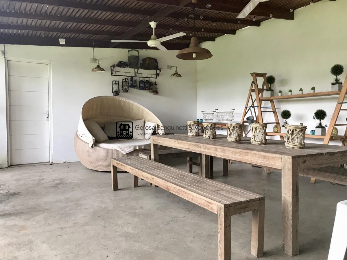 Casa ID.1555 - Muy linda casa en la Mansa con piscina y barbacoa
