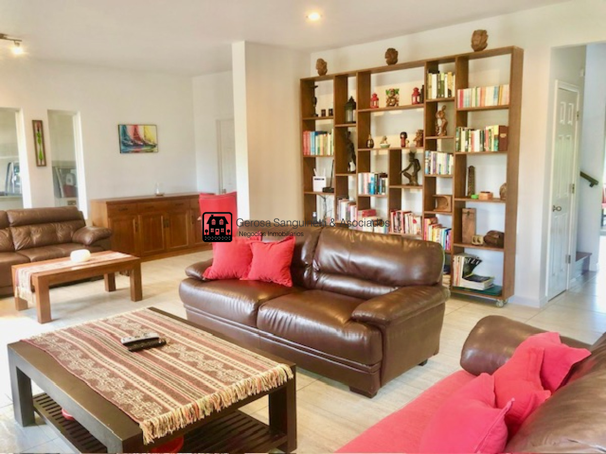 Casa ID.1617 - Casa moderna y cómoda para disfrutar en temporada