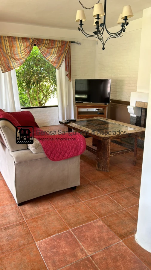 Casa ID.2124 - Casa en Pinares de 3 dormitorios en venta 