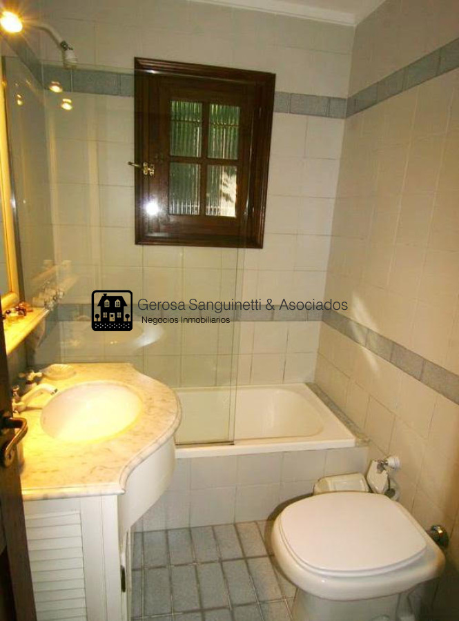 Casa ID.1658 - Espectacular casa con todas las comodidades