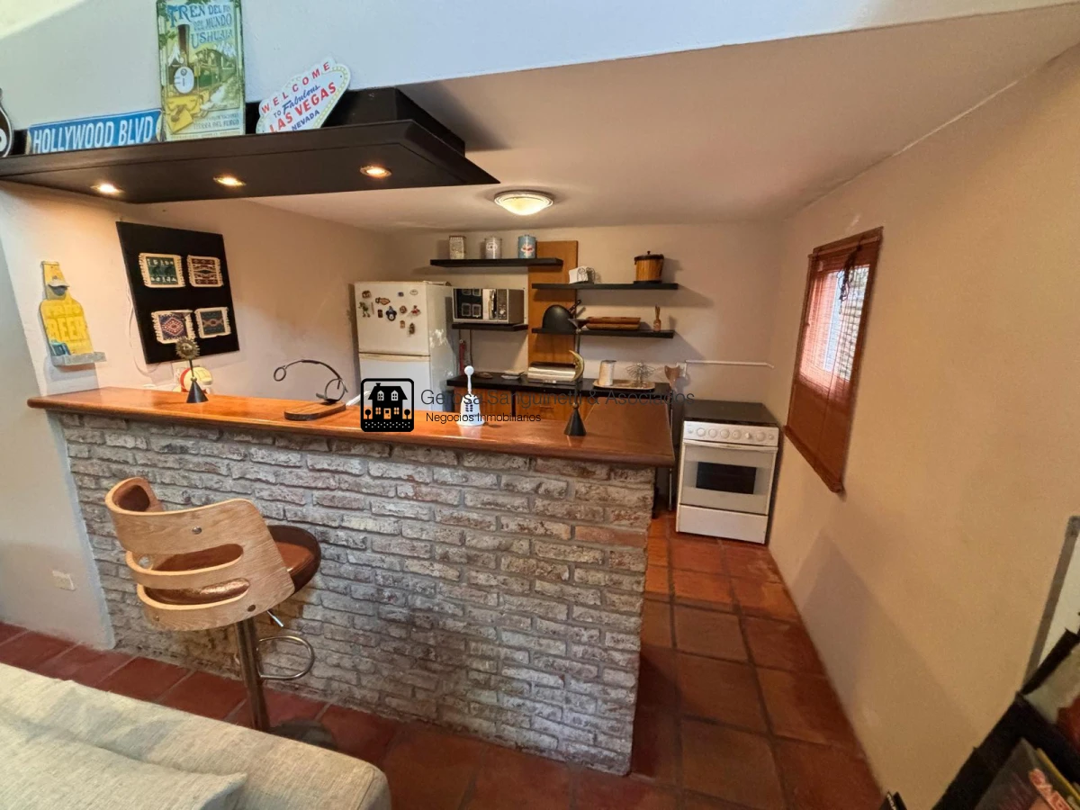 Casa ID.3198 - Casa de 6 dormitorios en San Rafael en alquiler