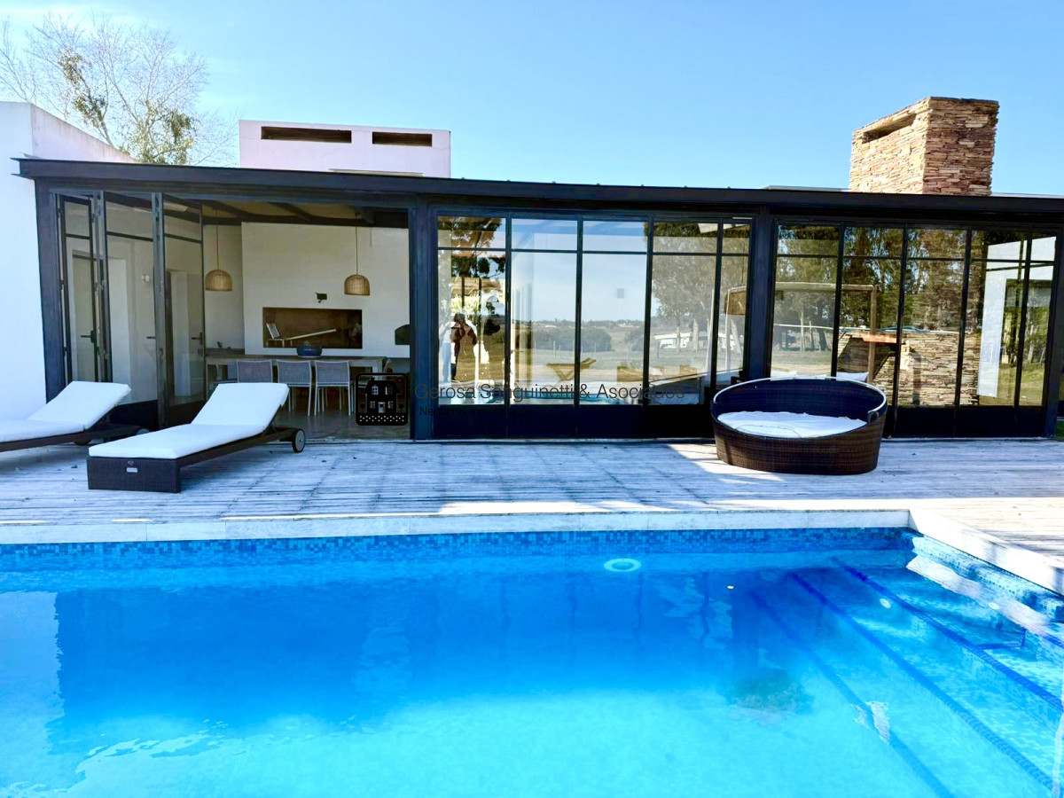 Casa ID.3123 - Espectacular casa en El Quijote