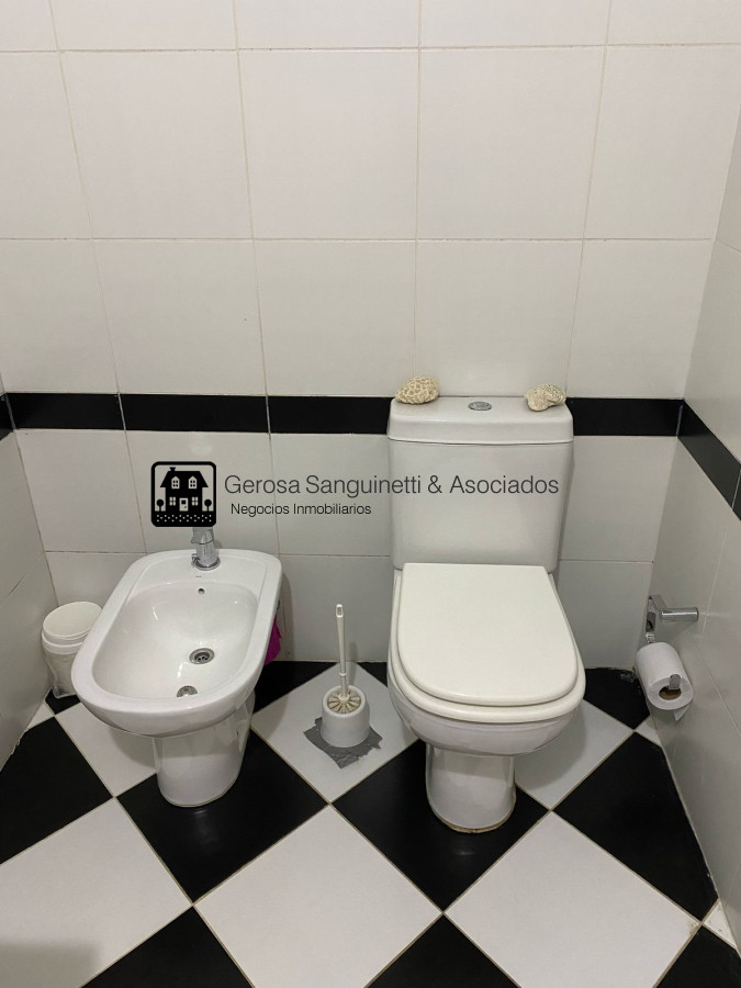 Casa ID.3308 - Casa de 3 dormitorios en alquiler en Punta del Este 