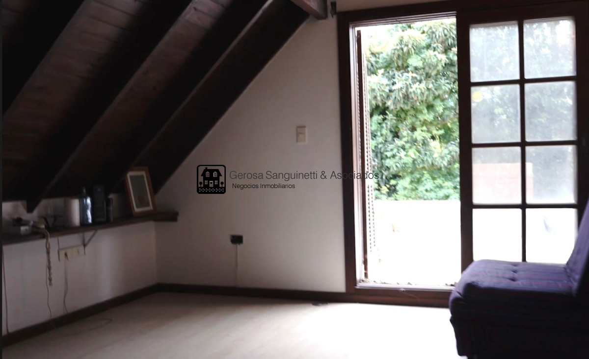 Casa ID.3303 - Gran casa de 5 dormitorios en venta en playa mansa 