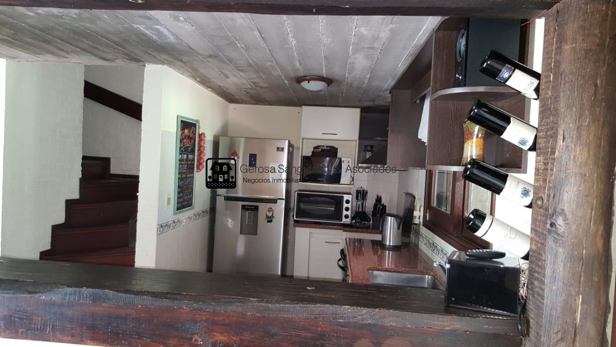 Casa ID.2114 - Casa en alquiler anual en pinares