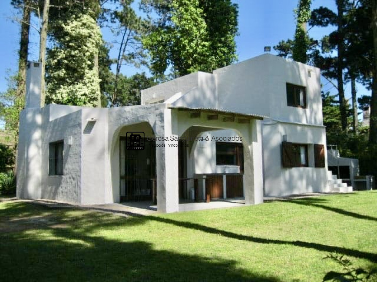 Casa ID.1020 - Casa en Pinares totalmente reciclada