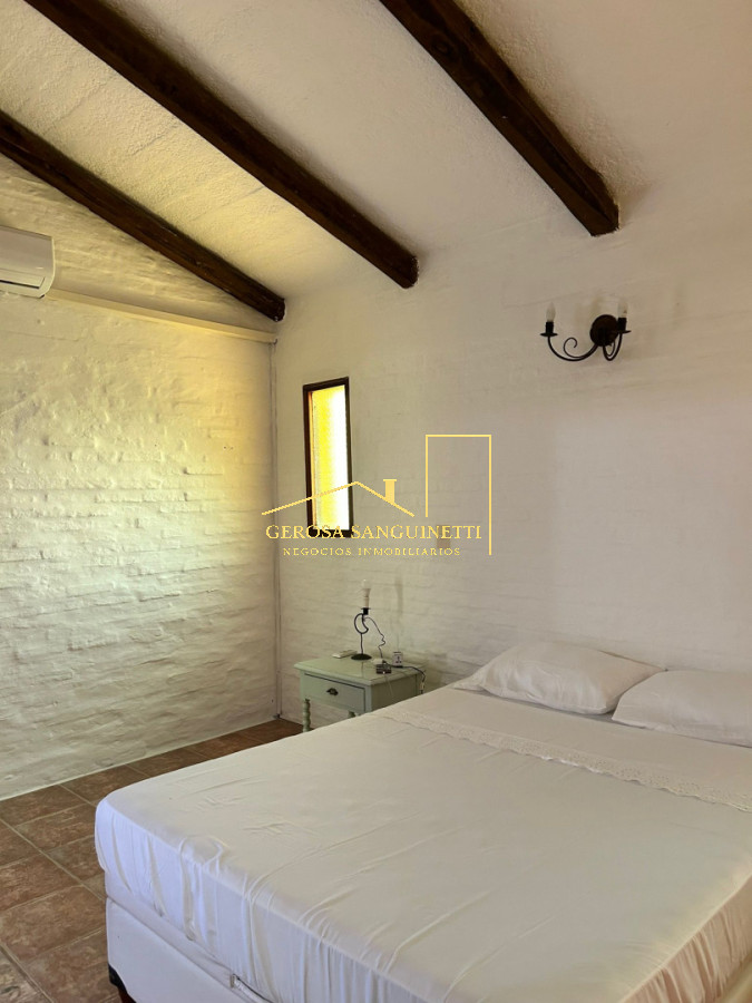 Casa ID.2124 - Casa en Pinares de 3 dormitorios en venta 
