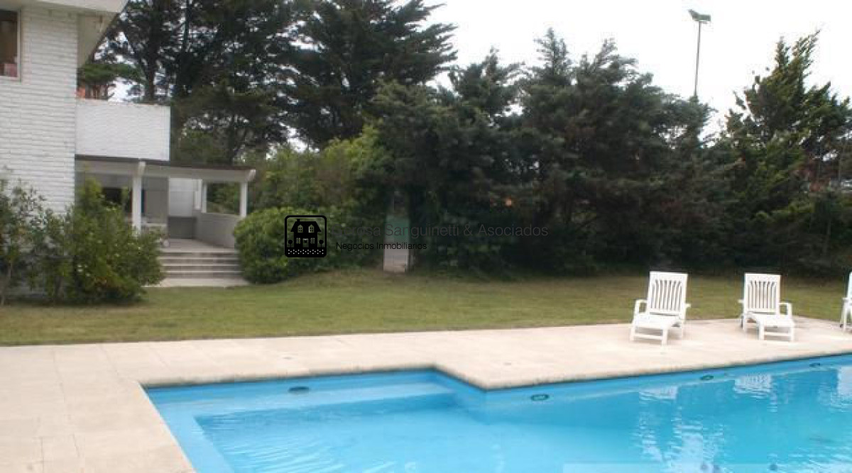 Casa ID.774 - Espectacular casa en Pinares frente al mar