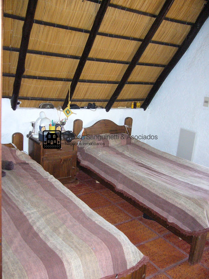 Casa ID.798 - Quincho muy bien ubicado en Pinares