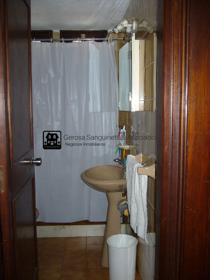 Casa ID.798 - Quincho muy bien ubicado en Pinares