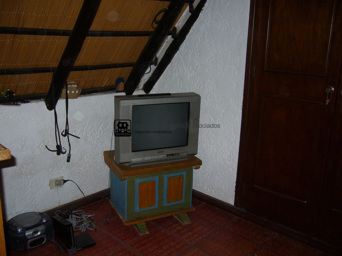 Casa ID.798 - Quincho muy bien ubicado en Pinares