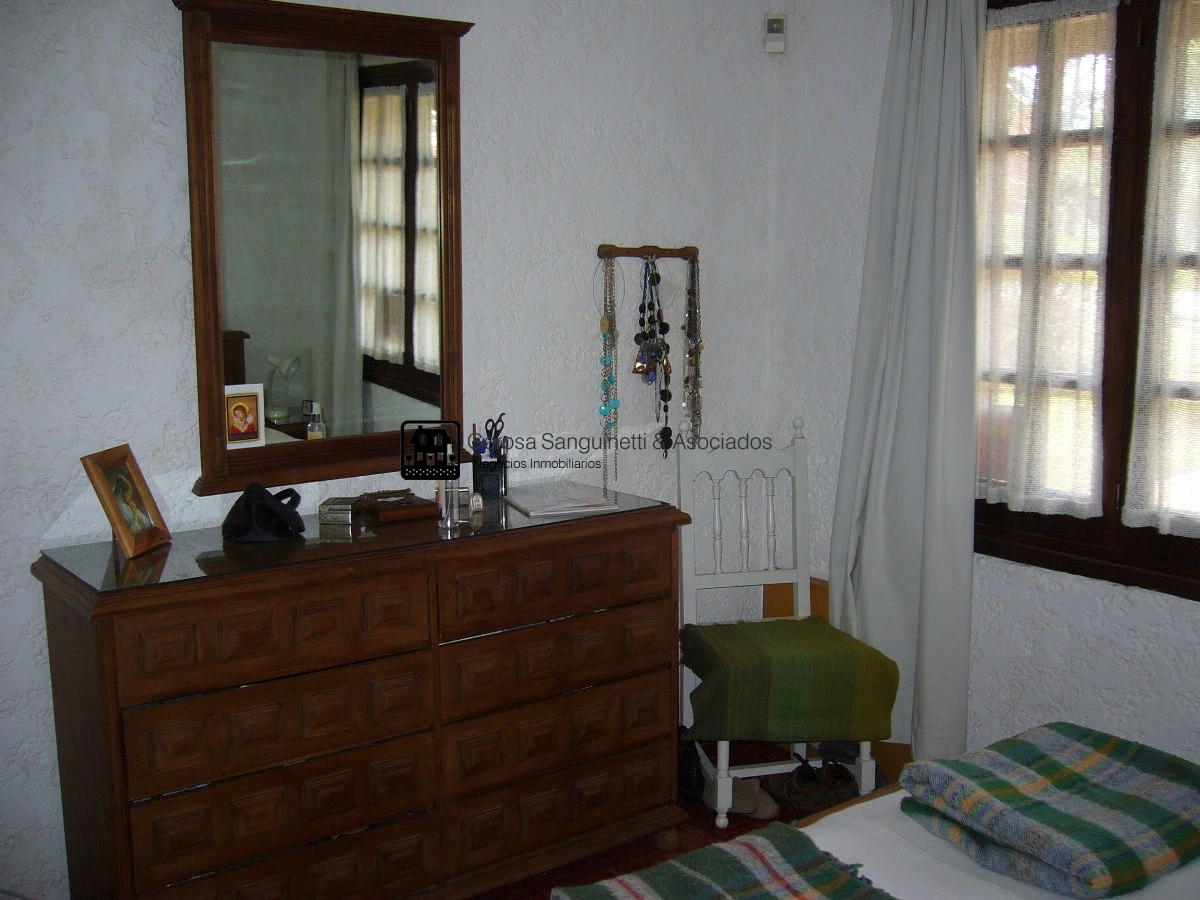 Casa ID.798 - Quincho muy bien ubicado en Pinares