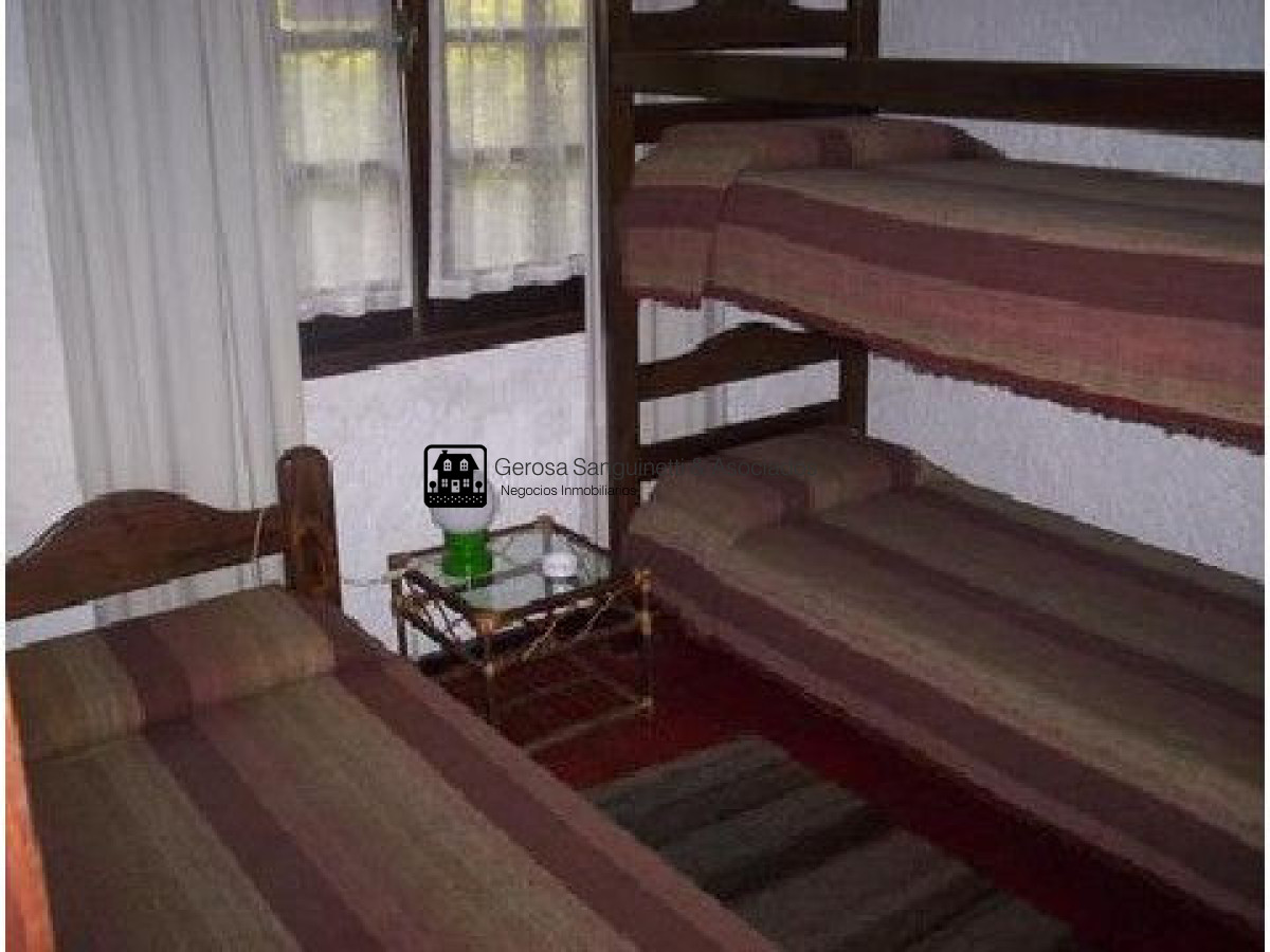 Casa ID.798 - Quincho muy bien ubicado en Pinares