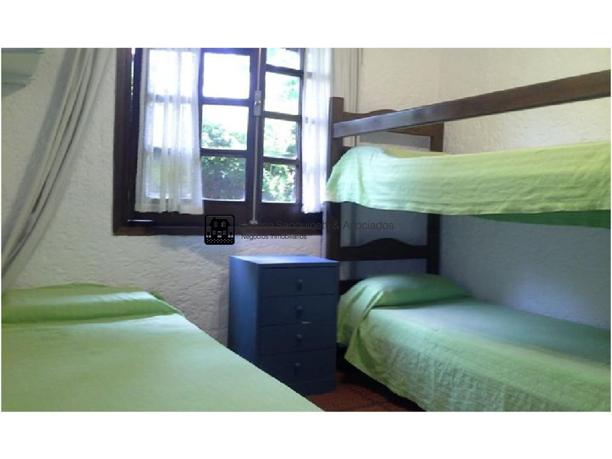 Casa ID.798 - Quincho muy bien ubicado en Pinares