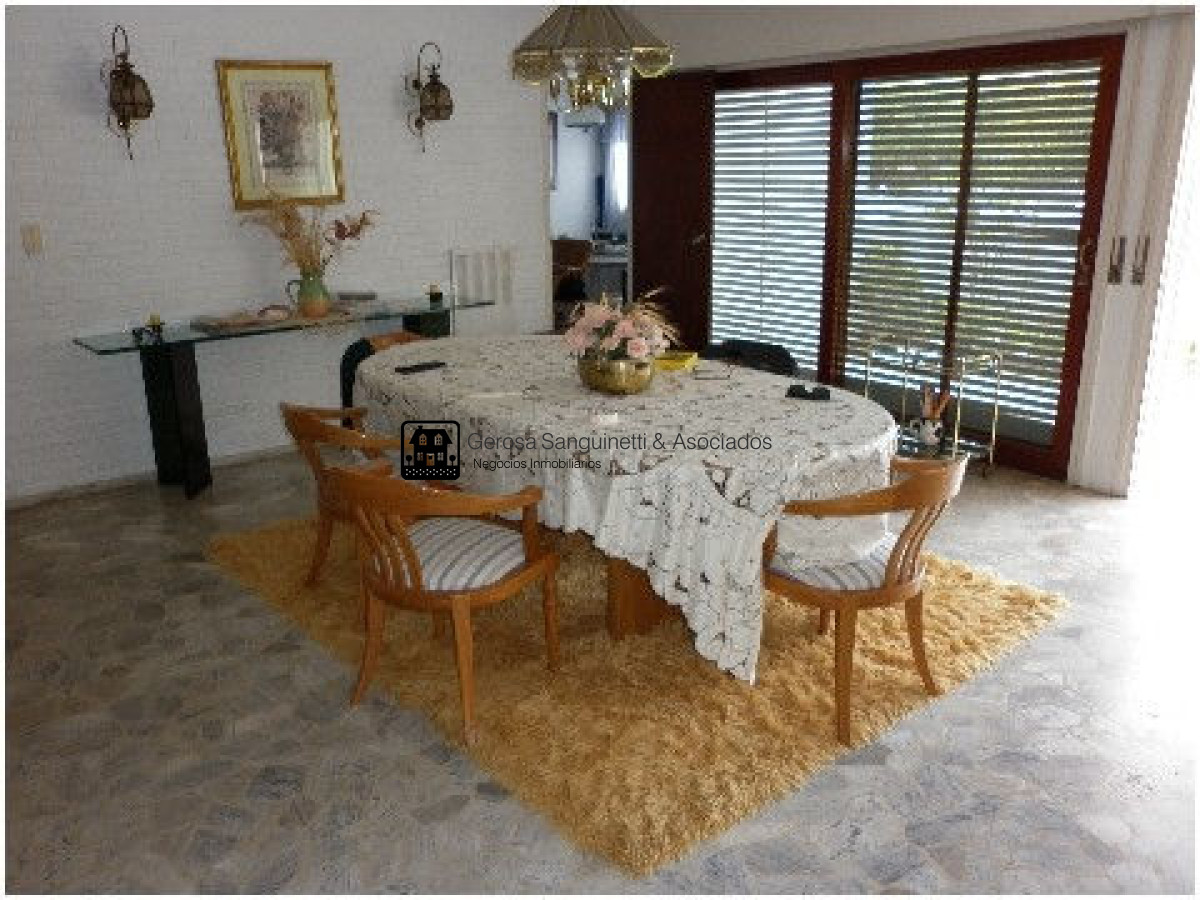 Casa ID.807 - Muy linda casa en la playa mansa