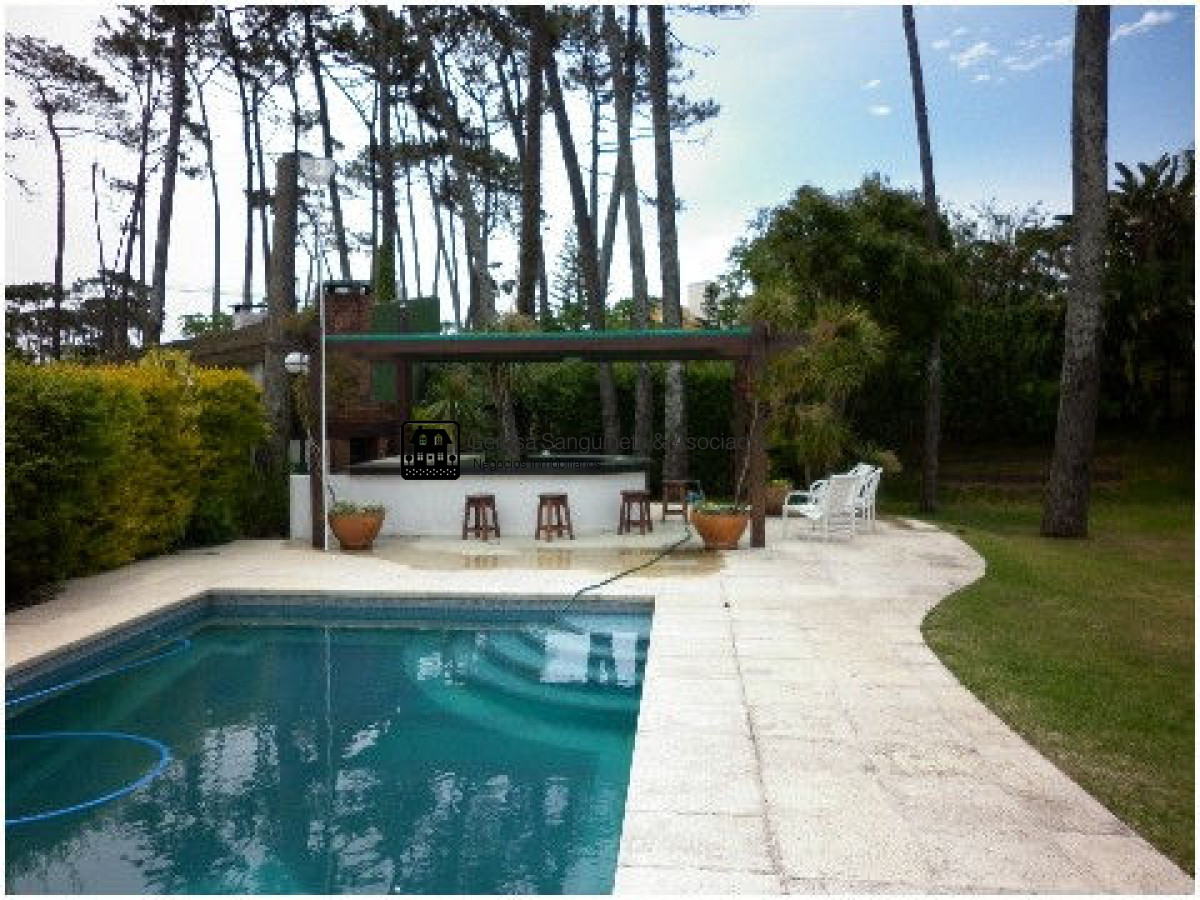 Casa ID.807 - Muy linda casa en la playa mansa