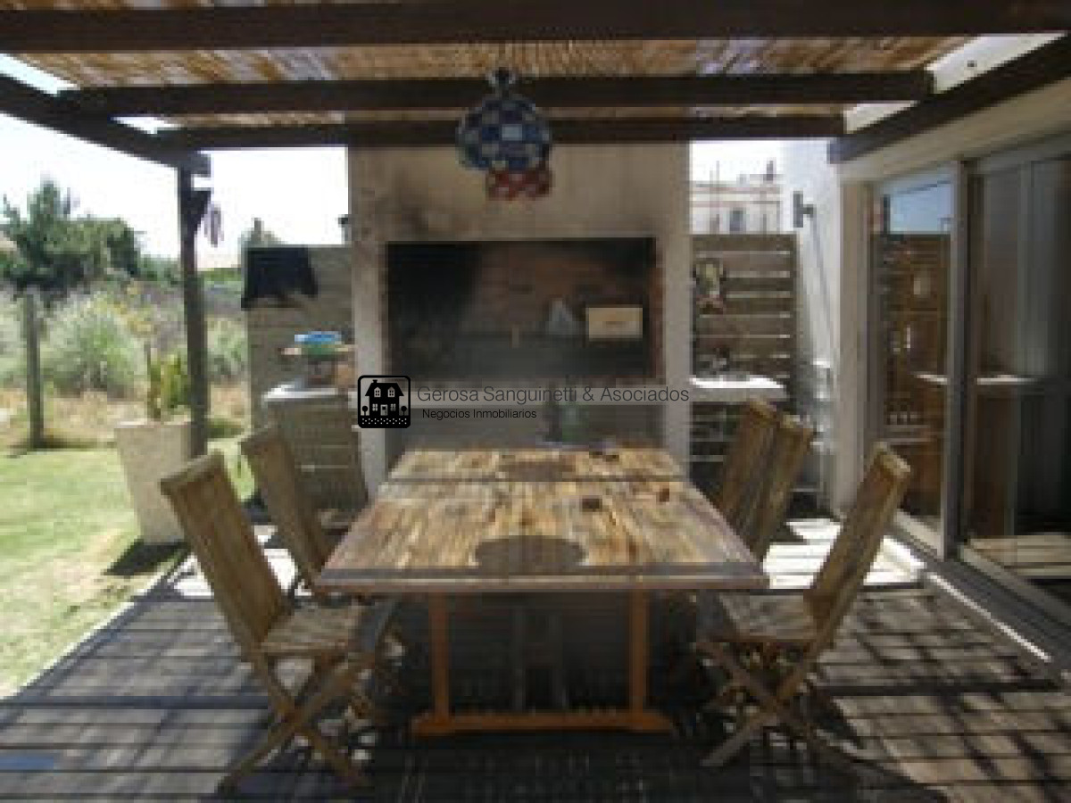 Casa ID.808 - Casa a metros del mar