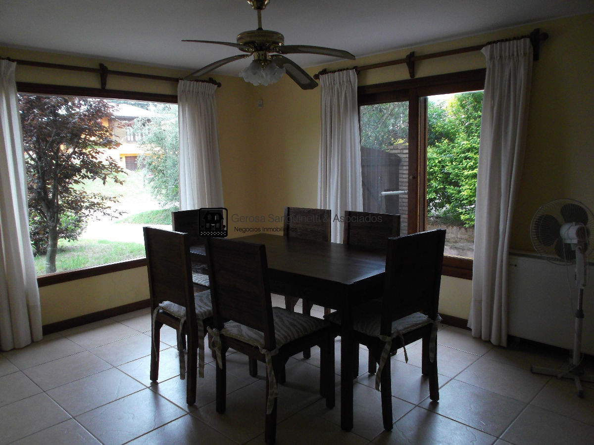 Casa ID.862 - Casa en Jardines de Córdoba