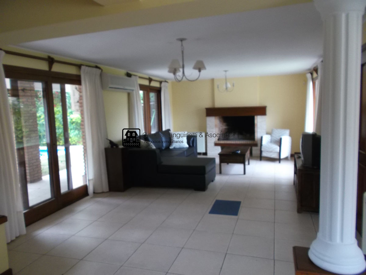 Casa ID.862 - Casa en Jardines de Córdoba