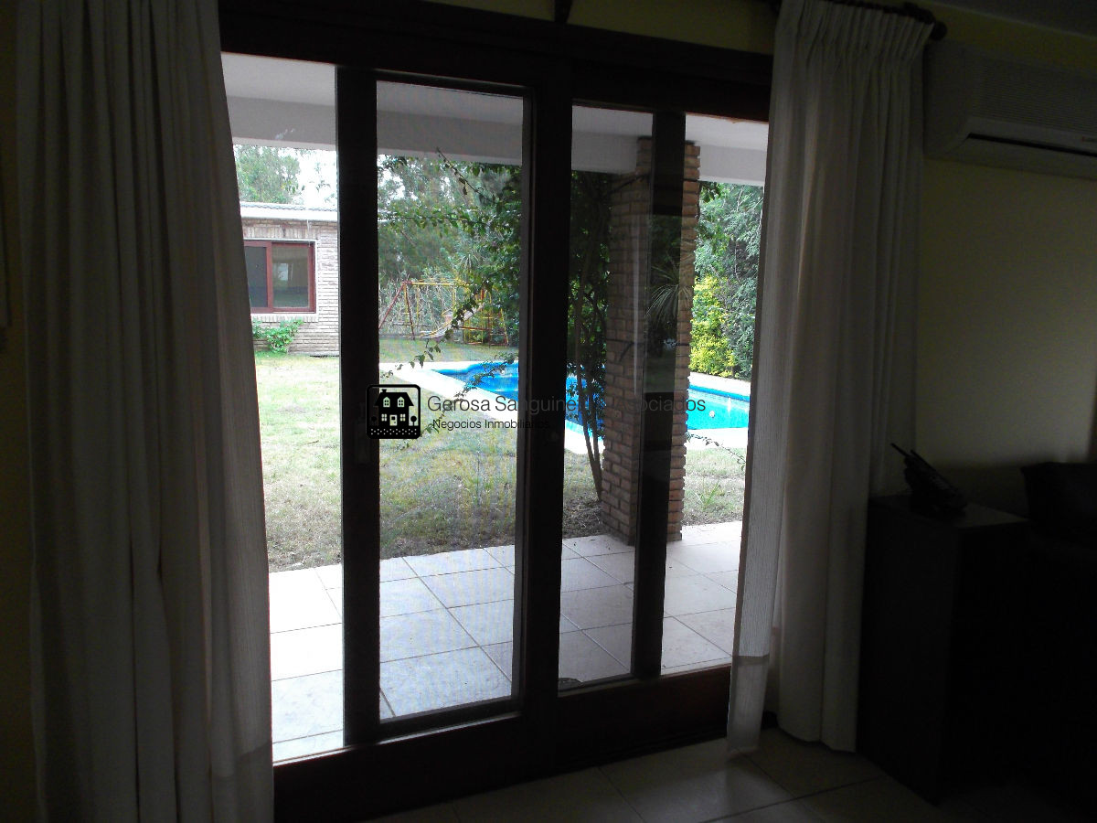 Casa ID.862 - Casa en Jardines de Córdoba