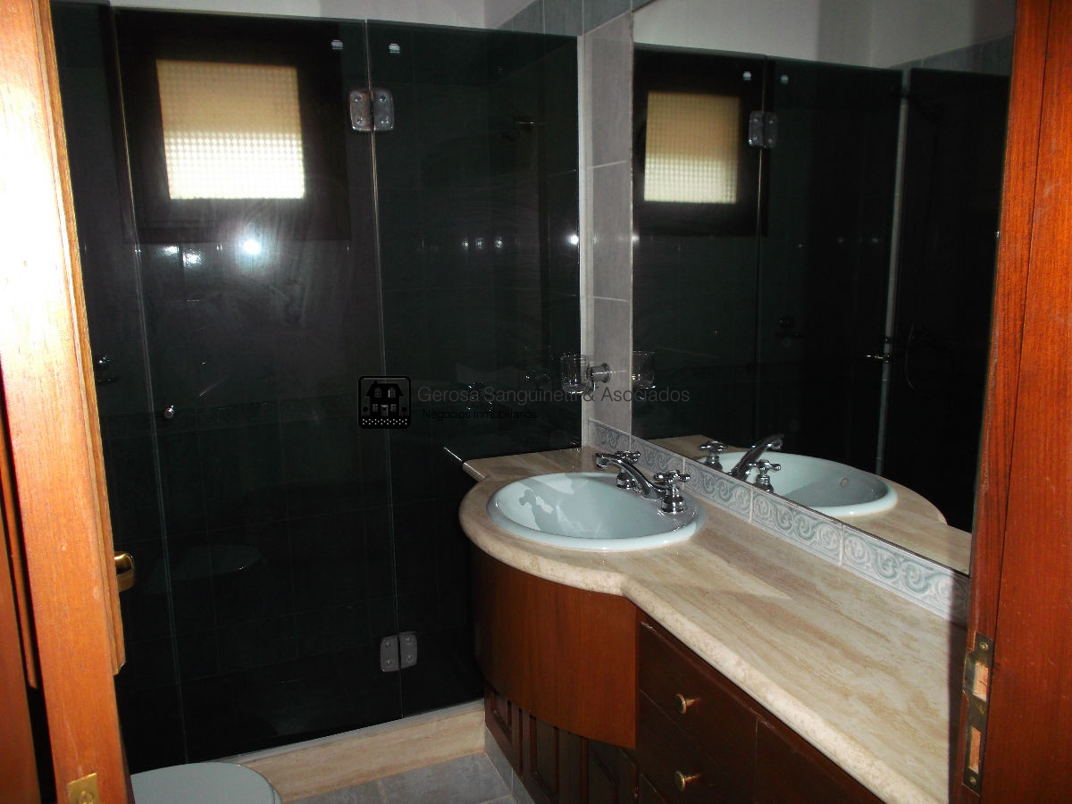 Casa ID.862 - Casa en Jardines de Córdoba