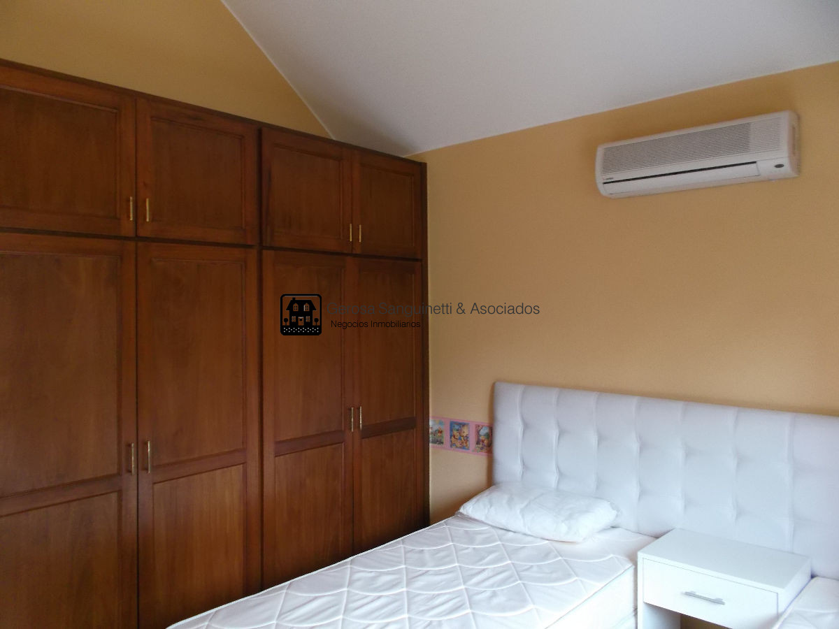 Casa ID.862 - Casa en Jardines de Córdoba