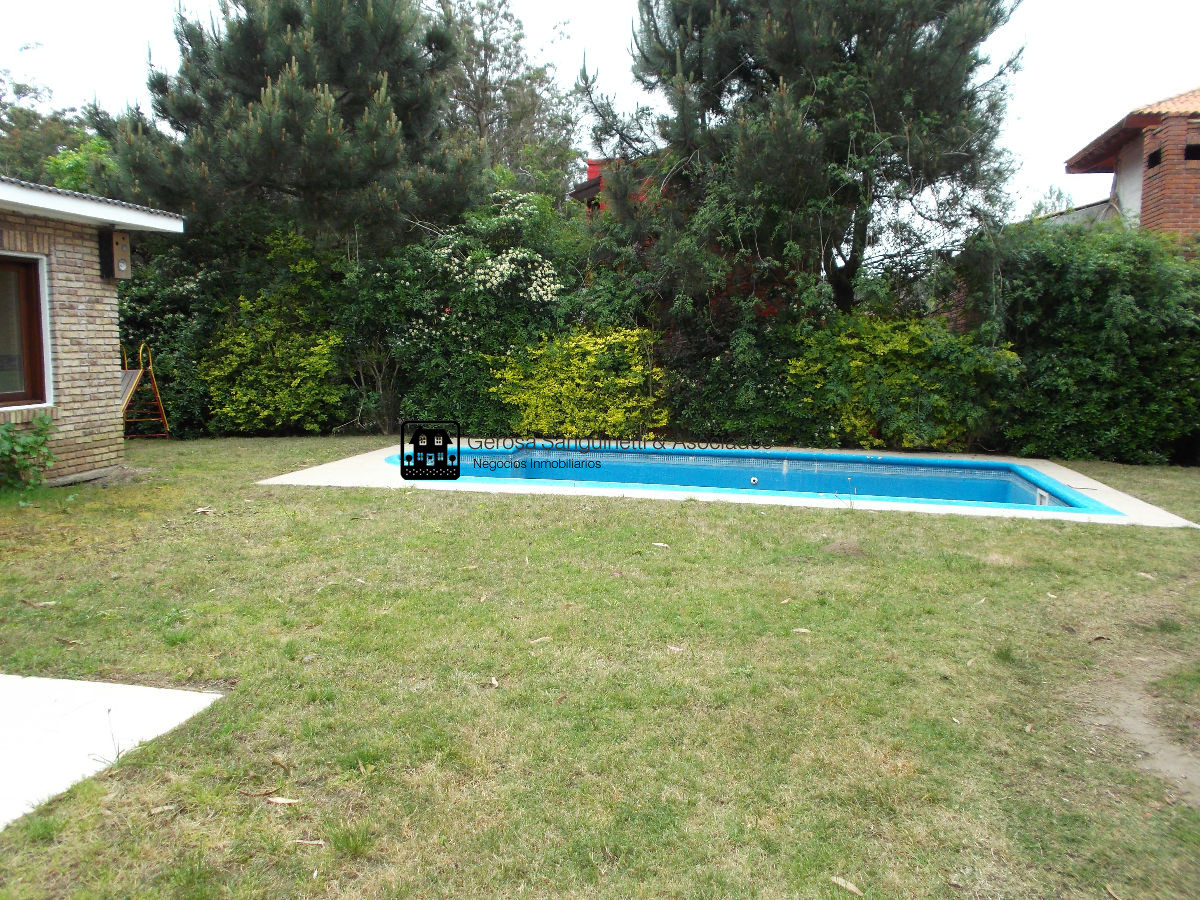 Casa ID.862 - Casa en Jardines de Córdoba