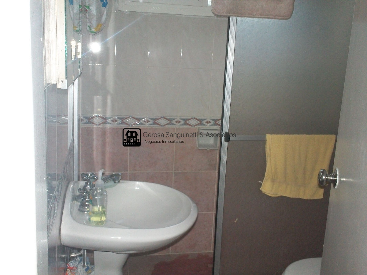 Casa ID.645 - Muy linda casa en alquiler anual a 2 cuadras del mar