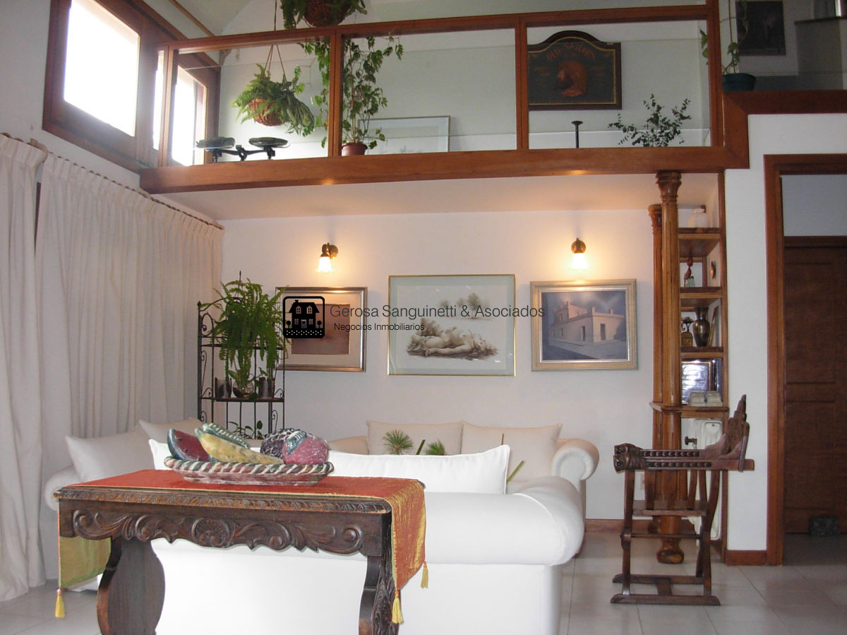 Casa ID.898 - Casa en la Mansa a 1 cuadra del mar 