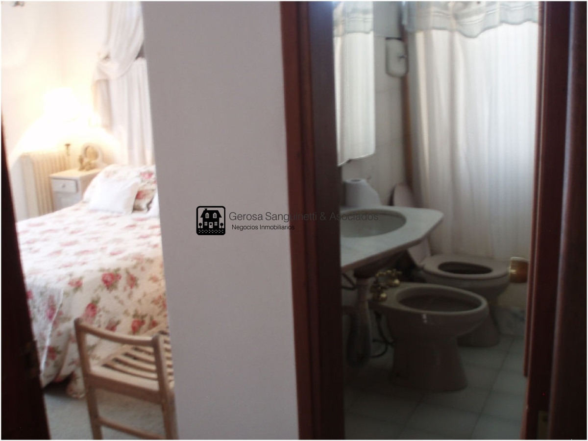 Casa ID.898 - Casa en la Mansa a 1 cuadra del mar 