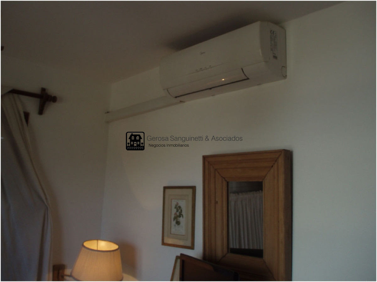 Casa ID.898 - Casa en la Mansa a 1 cuadra del mar 