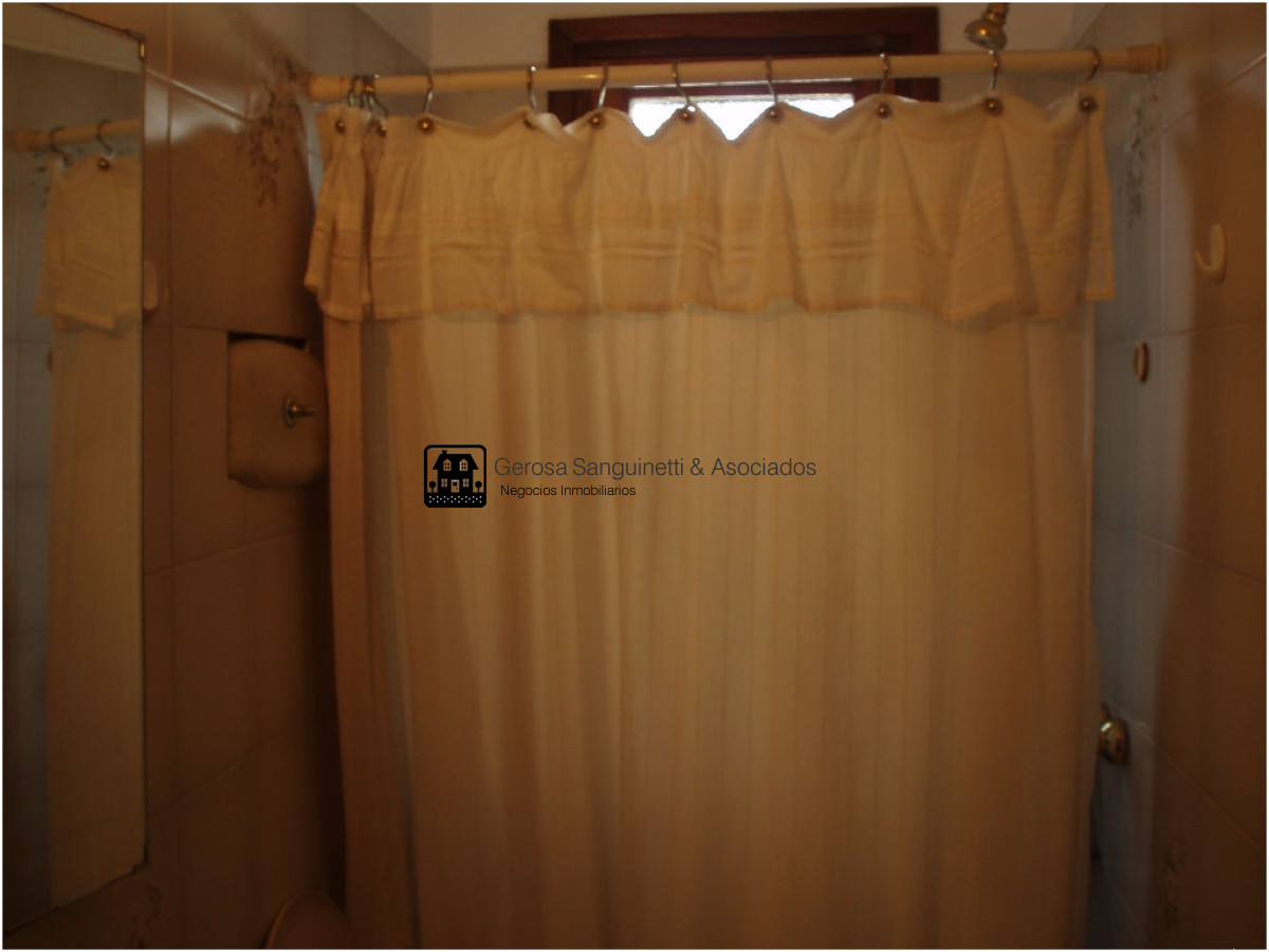 Casa ID.898 - Casa en la Mansa a 1 cuadra del mar 