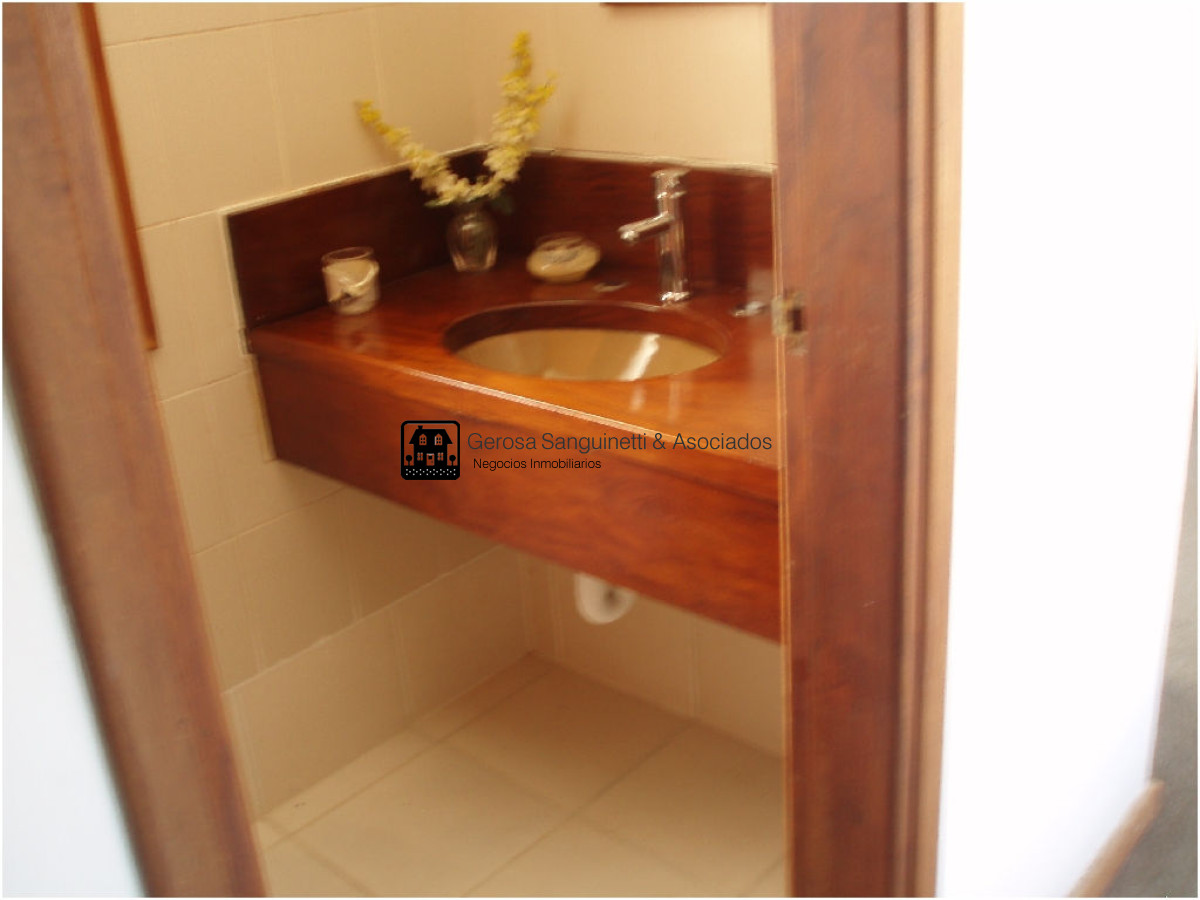 Casa ID.898 - Casa en la Mansa a 1 cuadra del mar 