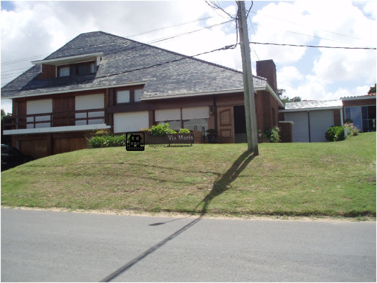 Casa ID.898 - Casa en la Mansa a 1 cuadra del mar 