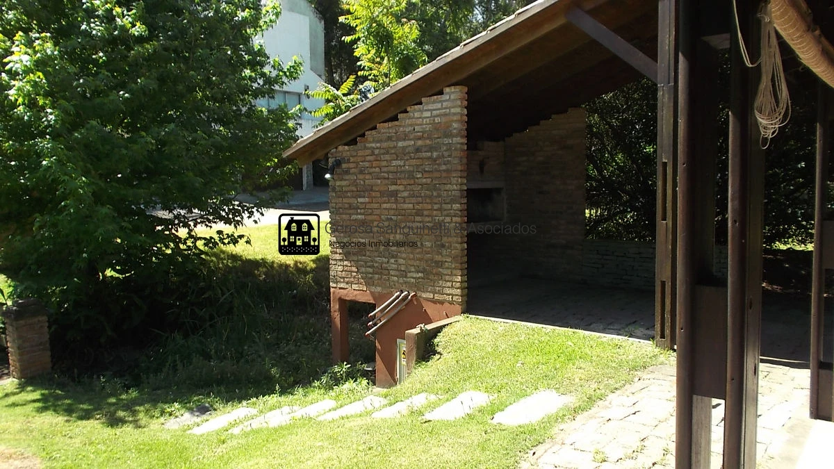 Casa ID.905 - Casa muy bien ubicada en Pinares 