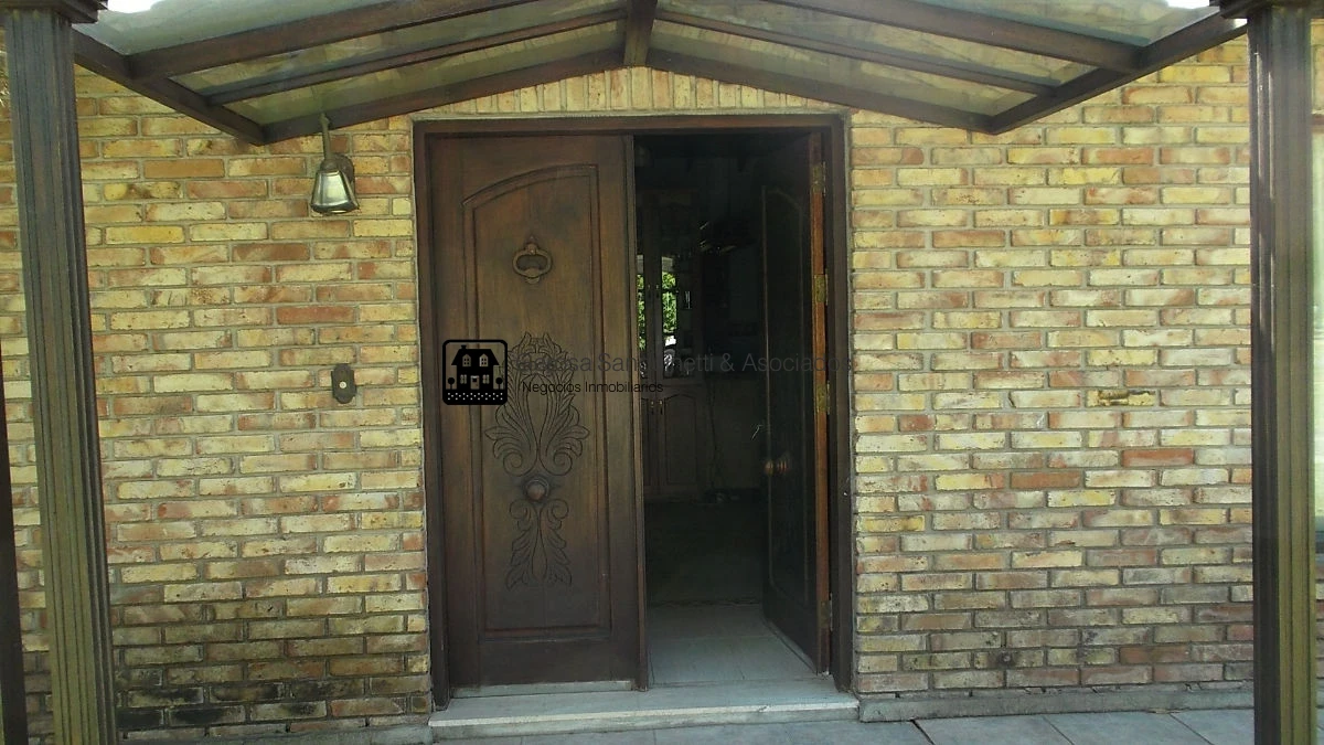 Casa ID.905 - Casa muy bien ubicada en Pinares 