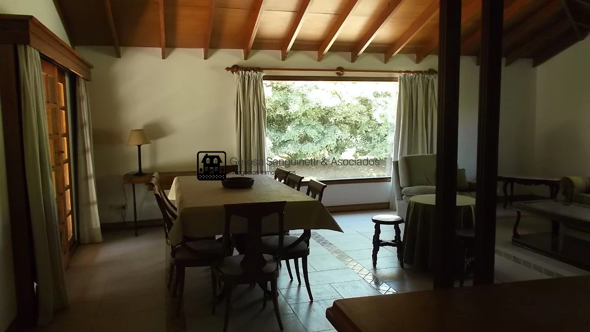 Casa ID.905 - Casa muy bien ubicada en Pinares 