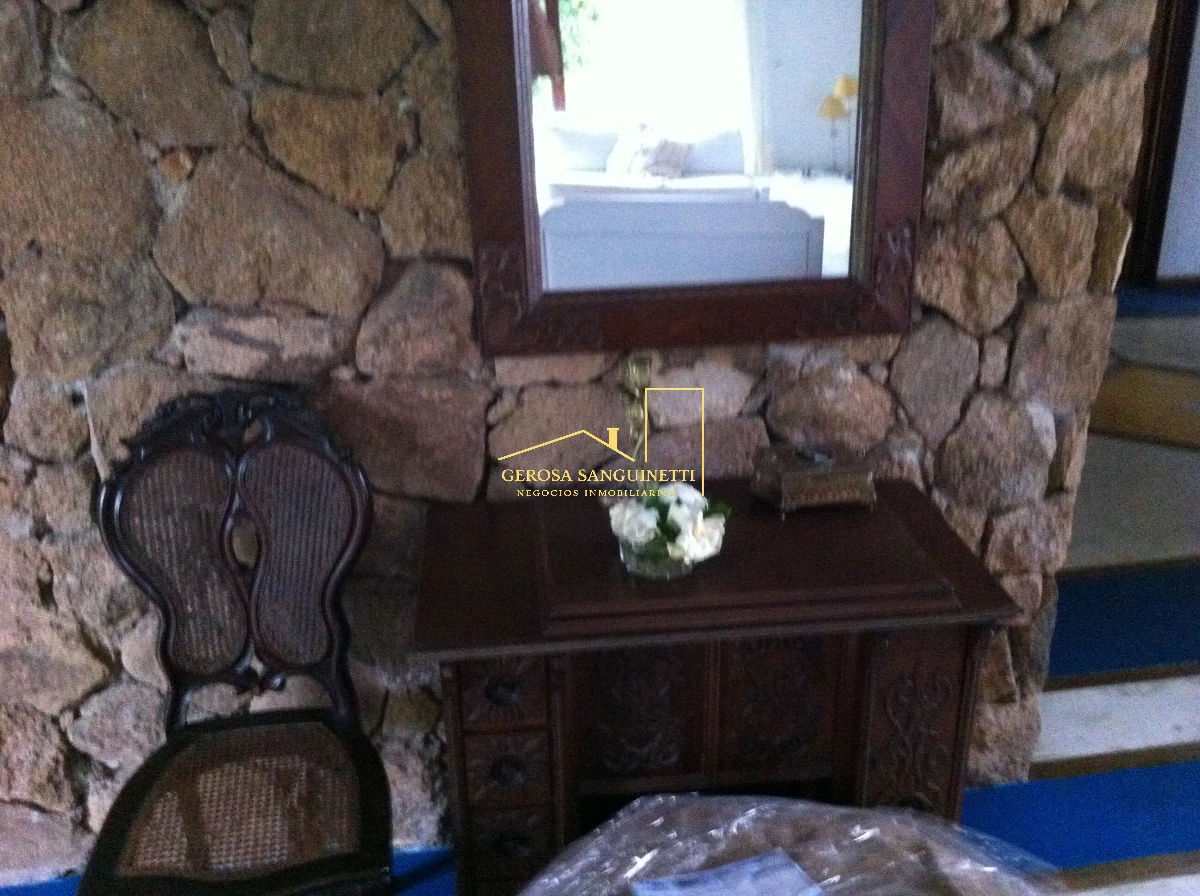 Casa ID.931 - Casa en la Barra, muy bien ubicada