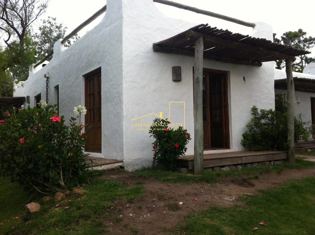 Casa ID.931 - Casa en la Barra, muy bien ubicada