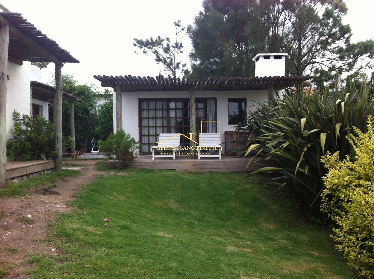 Casa ID.931 - Casa en la Barra, muy bien ubicada