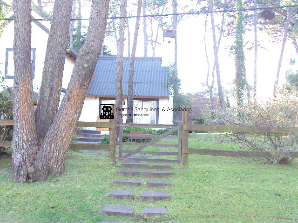 Casa ID.664 - Muy linda casa en primeras paradas de la brava