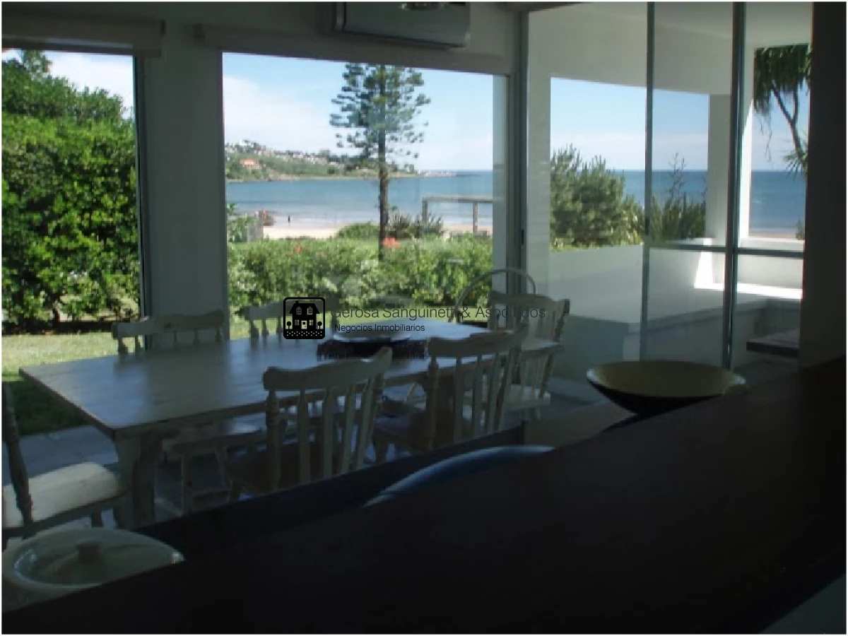 Casa ID.1120 - Espectacular casa en Solanas sobre la playa con piscina