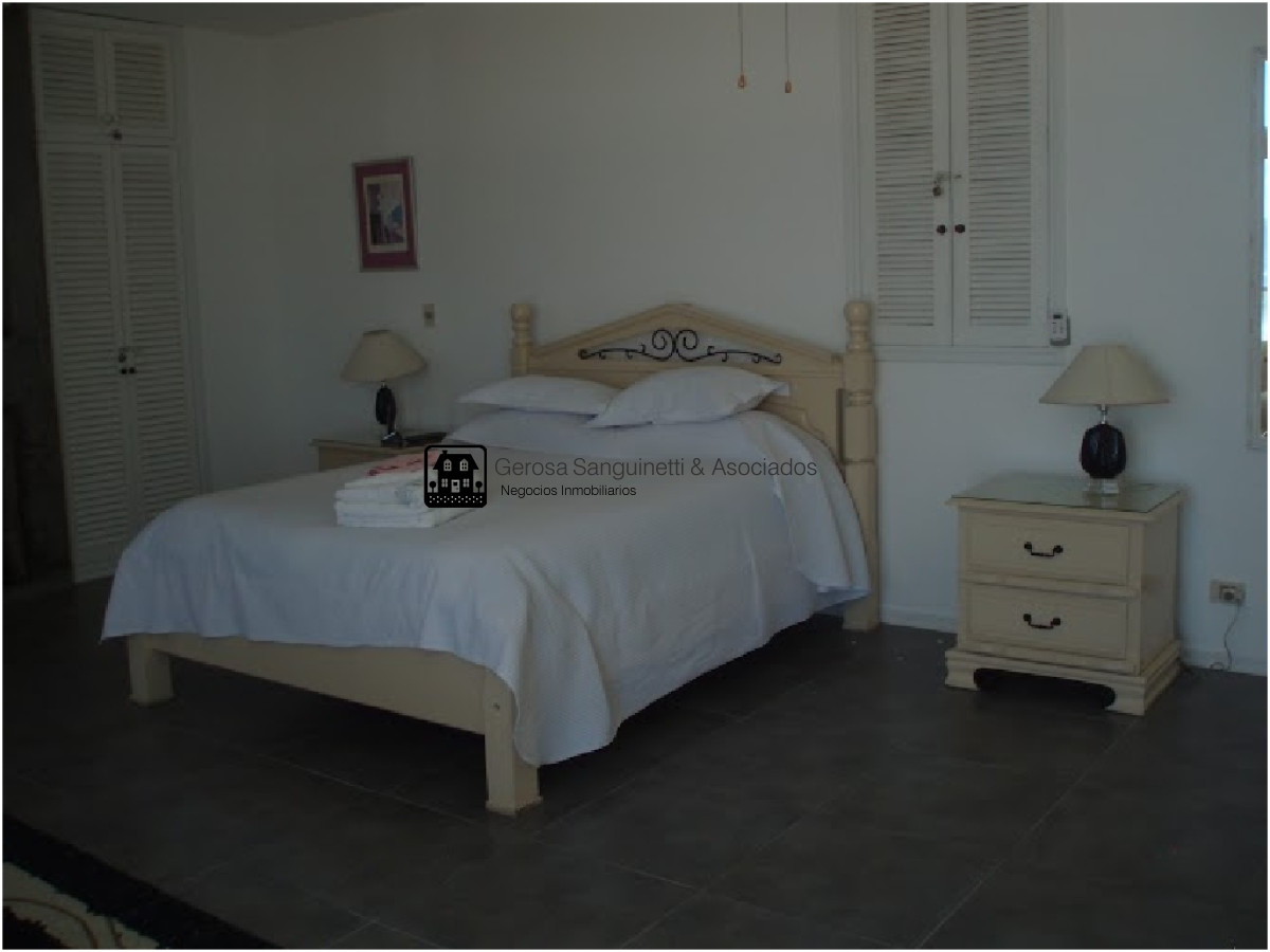 Casa ID.1120 - Espectacular casa en Solanas sobre la playa con piscina