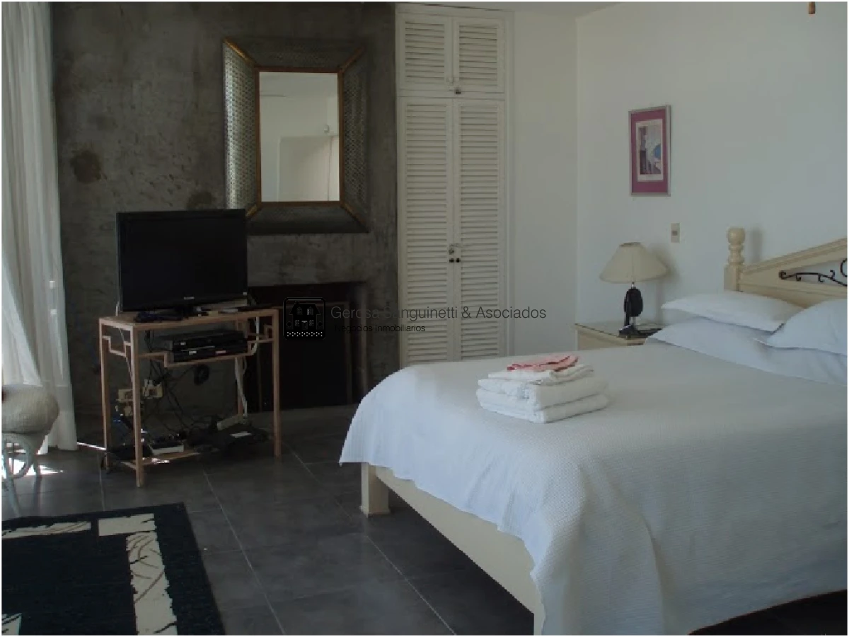 Casa ID.1120 - Espectacular casa en Solanas sobre la playa con piscina