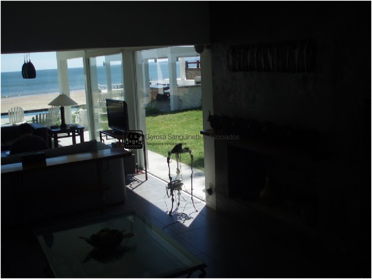 Casa ID.1120 - Espectacular casa en Solanas sobre la playa con piscina
