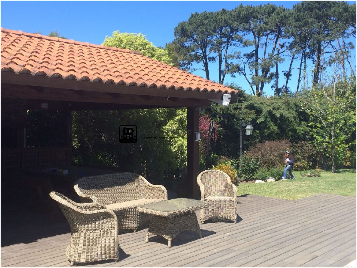 Casa ID.1260 - Casa con excelente ubicación en San Rafael